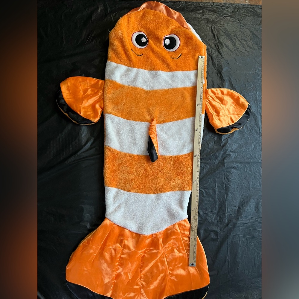Child’s snuggle bag/ “Nemo” type